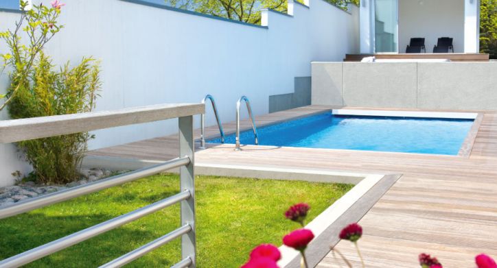 Liten rektangulär pool från Poolkungen