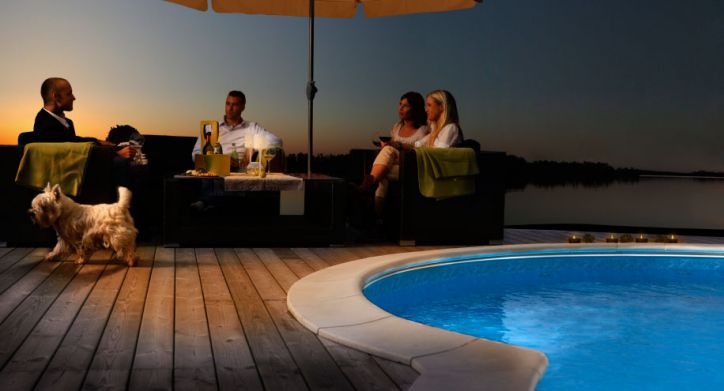 Köp åttaformad pool från Poolkungen